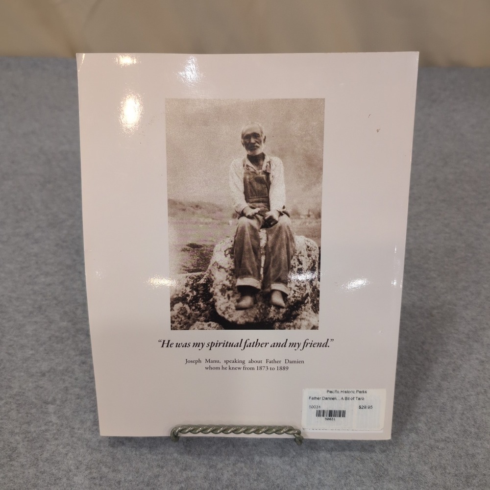 Father Damien A Bit of Taro A Piece of Fish and A Glass of Water Law 2009 Book - Picture 2 of 4